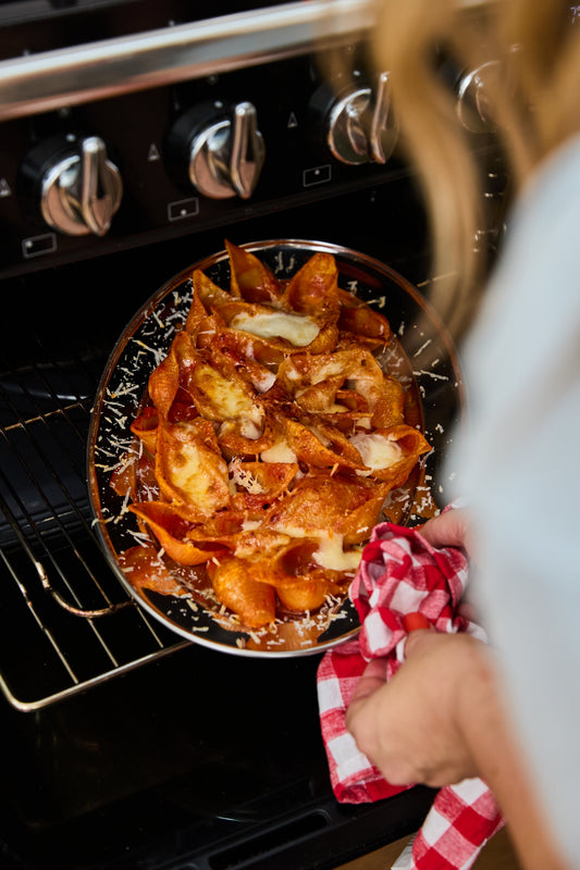 Cheesy Pasta Tray Bake